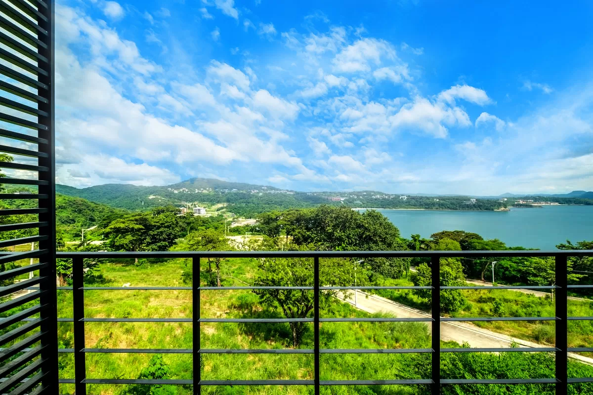 Cliff House Nasugbu - Balcony 5